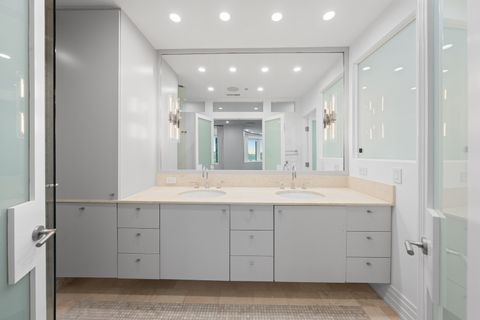 Tiny photo for 600 N Kingsbury Street #506, Chicago, IL 60654 (MLS # 12526020)