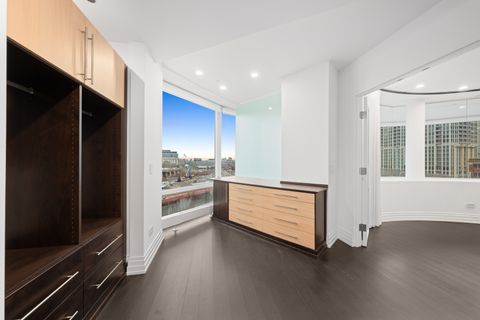 Tiny photo for 600 N Kingsbury Street #506, Chicago, IL 60654 (MLS # 12526020)