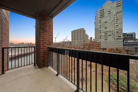 Tiny photo for 600 N Kingsbury Street #506, Chicago, IL 60654 (MLS # 12526020)