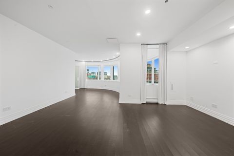 Tiny photo for 600 N Kingsbury Street #506, Chicago, IL 60654 (MLS # 12526020)