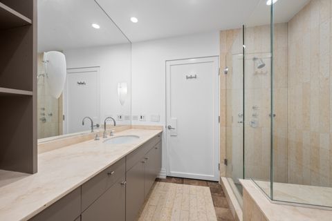 Tiny photo for 600 N Kingsbury Street #506, Chicago, IL 60654 (MLS # 12526020)