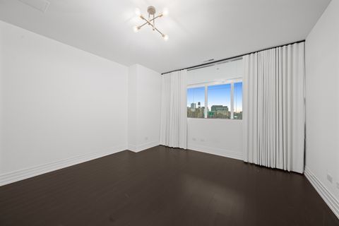 Tiny photo for 600 N Kingsbury Street #506, Chicago, IL 60654 (MLS # 12526020)