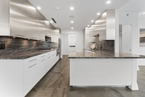 Tiny photo for 600 N Kingsbury Street #506, Chicago, IL 60654 (MLS # 12526020)