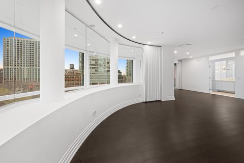 Tiny photo for 600 N Kingsbury Street #506, Chicago, IL 60654 (MLS # 12526020)