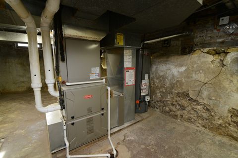 Tiny photo for 370 S Oriole Trail, Crystal Lake, IL 60014 (MLS # 12579608)