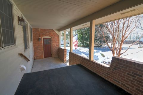 Tiny photo for 370 S Oriole Trail, Crystal Lake, IL 60014 (MLS # 12579608)