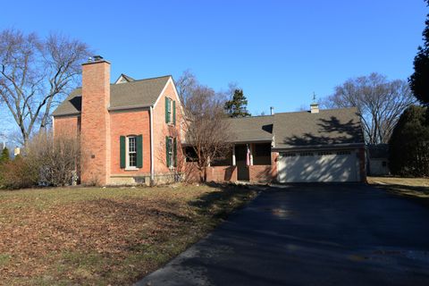 Tiny photo for 370 S Oriole Trail, Crystal Lake, IL 60014 (MLS # 12579608)