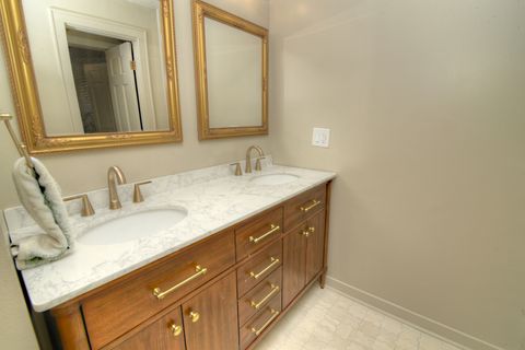 Tiny photo for 370 S Oriole Trail, Crystal Lake, IL 60014 (MLS # 12579608)