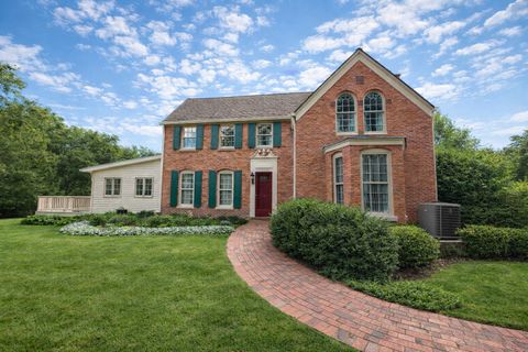 Tiny photo for 370 S Oriole Trail, Crystal Lake, IL 60014 (MLS # 12579608)