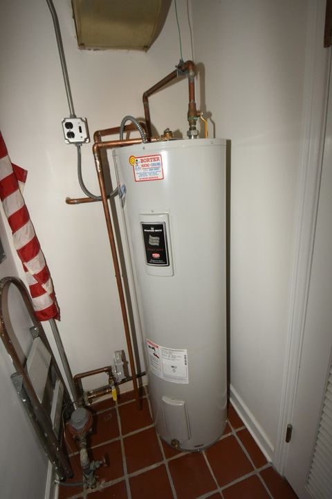 Tiny photo for 111 W Prairie Avenue, Wheaton, IL 60187 (MLS # 12587976)