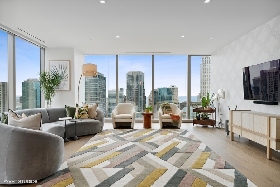 363 E Wacker Drive 3402