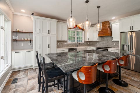 Tiny photo for 205 Blackhawk Drive, Carbondale, IL 62901 (MLS # 12662238)