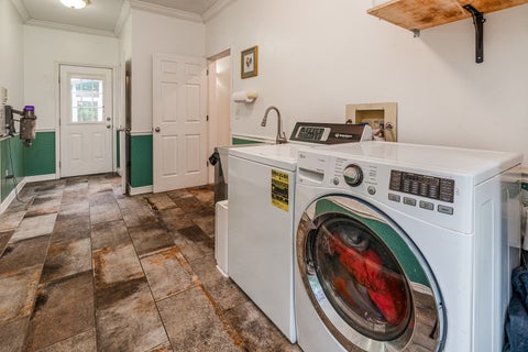 Tiny photo for 205 Blackhawk Drive, Carbondale, IL 62901 (MLS # 12662238)