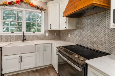 Tiny photo for 205 Blackhawk Drive, Carbondale, IL 62901 (MLS # 12662238)