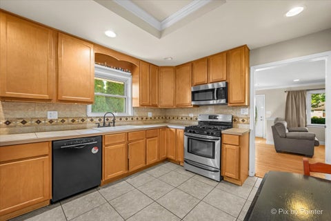 Tiny photo for 153 S Prairie Avenue, Bloomingdale, IL 60108 (MLS # 12783246)