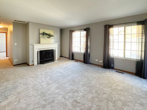 Tiny photo for 1236 Sandhurst Lane #1236, South Elgin, IL 60177 (MLS # 12515461)