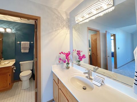 Tiny photo for 1236 Sandhurst Lane #1236, South Elgin, IL 60177 (MLS # 12515461)