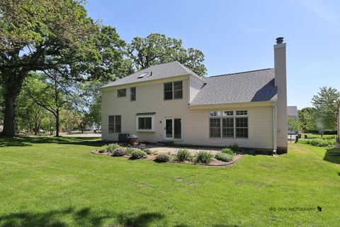 Tiny photo for 1096 Chesapeake Boulevard, Grayslake, IL 60030 (MLS # 12643026)