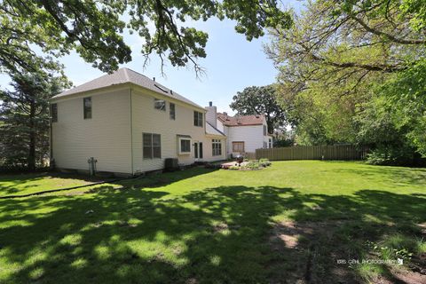 Tiny photo for 1096 Chesapeake Boulevard, Grayslake, IL 60030 (MLS # 12643026)