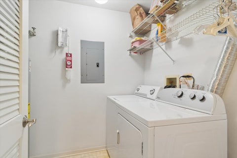 Tiny photo for 501 Grosse Pointe Circle, Vernon Hills, IL 60061 (MLS # 12690800)