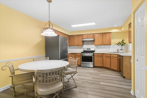 Tiny photo for 501 Grosse Pointe Circle, Vernon Hills, IL 60061 (MLS # 12690800)