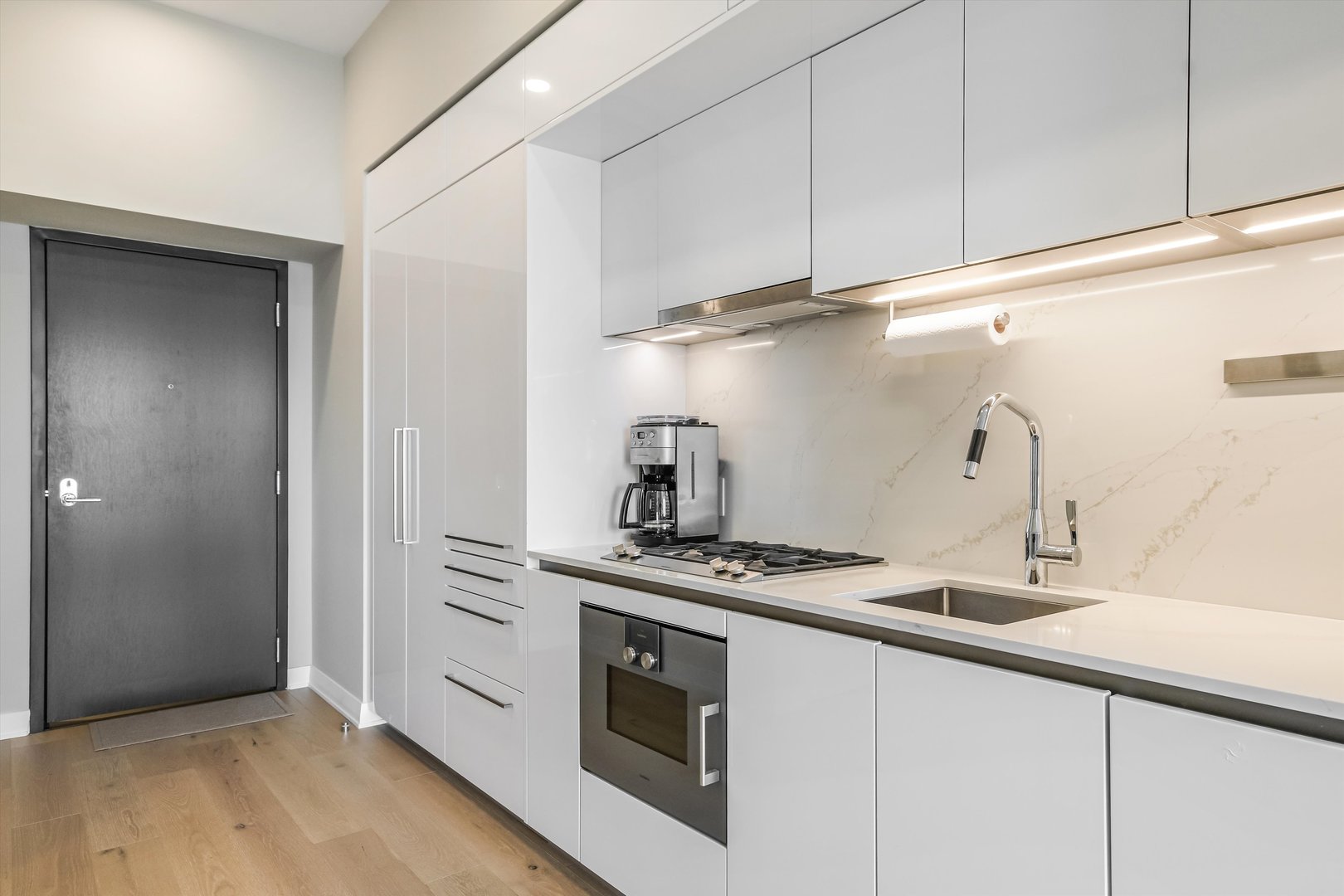 211 N Harbor Drive 4107