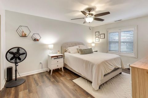 Tiny photo for 1530 E Northwest Highway #2A, Arlington Heights, IL 60004 (MLS # 12591554)