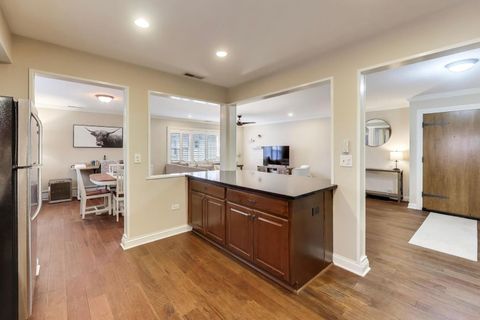 Tiny photo for 1530 E Northwest Highway #2A, Arlington Heights, IL 60004 (MLS # 12591554)