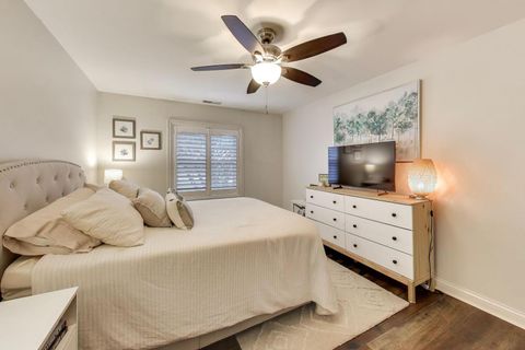 Tiny photo for 1530 E Northwest Highway #2A, Arlington Heights, IL 60004 (MLS # 12591554)