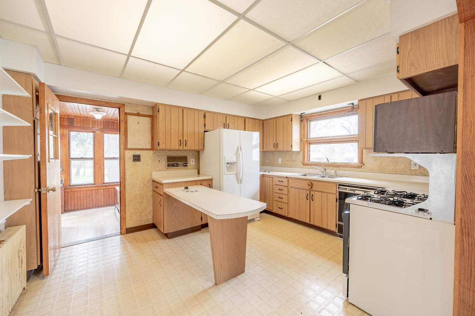 4221 Old Grand Avenue