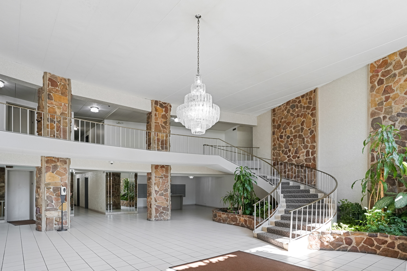 16 E Old Willow Road 223S