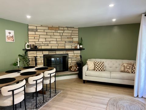 Tiny photo for 1309 Fairlane Drive, Schaumburg, IL 60193 (MLS # 12478332)