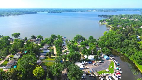 Tiny photo for 38815 N Broadway Avenue, Antioch, IL 60002 (MLS # 12531403)