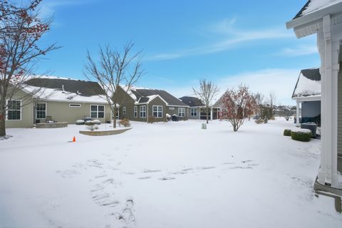 Tiny photo for 935 Carolina Court, Pingree Grove, IL 60140 (MLS # 12551373)