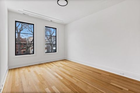Tiny photo for 3846 N Bell Avenue, Chicago, IL 60618 (MLS # 12560638)