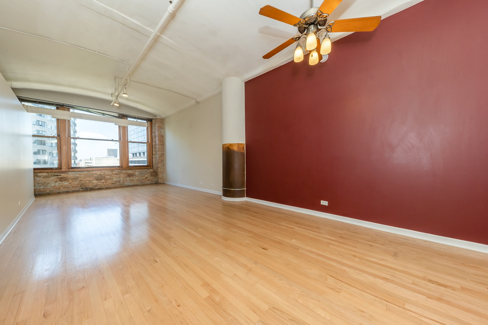 801 S Wells Street 507
