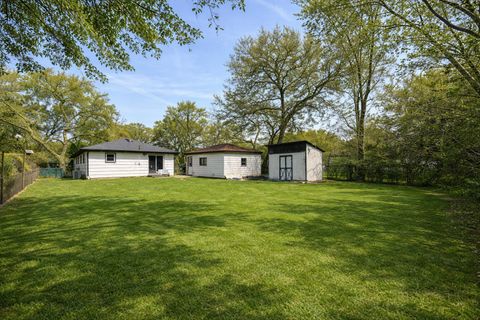 Tiny photo for 2109 Park Street, Rolling Meadows, IL 60008 (MLS # 12615232)