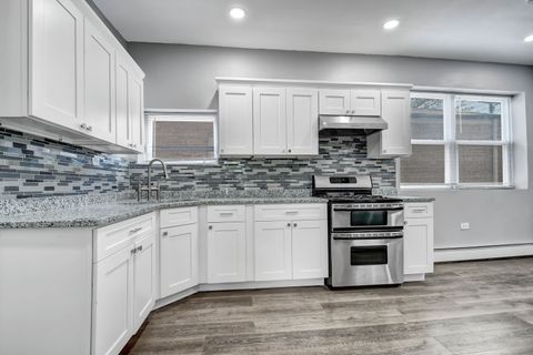 Tiny photo for 7409 W 63rd Place, Summit, IL 60501 (MLS # 12446068)