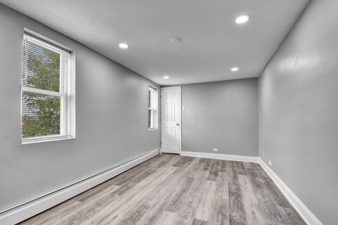 Tiny photo for 7409 W 63rd Place, Summit, IL 60501 (MLS # 12446068)