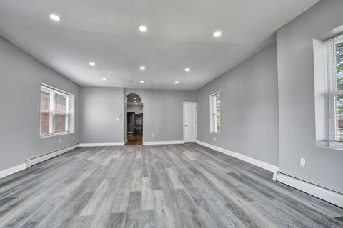 Tiny photo for 7409 W 63rd Place, Summit, IL 60501 (MLS # 12446068)