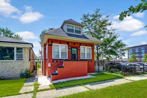 Photo of 7409 W 63rd Place, Summit, IL 60501 (MLS # 12446068)