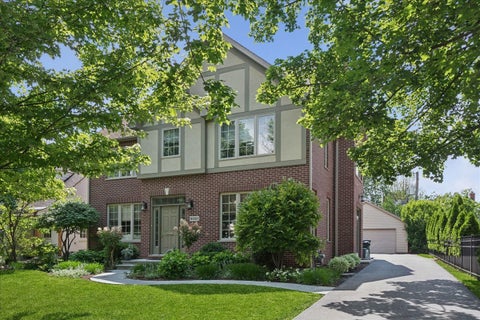 Tiny photo for 9550 Central Park Avenue, Evanston, IL 60203 (MLS # 12669856)
