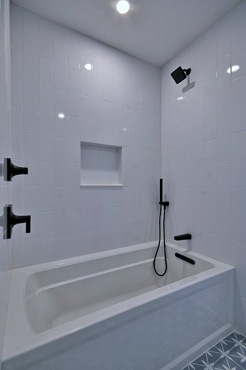 Tiny photo for 680 S Bryan Street, Elmhurst, IL 60126 (MLS # 12752375)