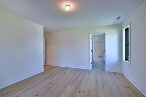 Tiny photo for 680 S Bryan Street, Elmhurst, IL 60126 (MLS # 12752375)