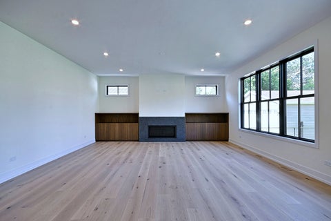 Tiny photo for 680 S Bryan Street, Elmhurst, IL 60126 (MLS # 12752375)