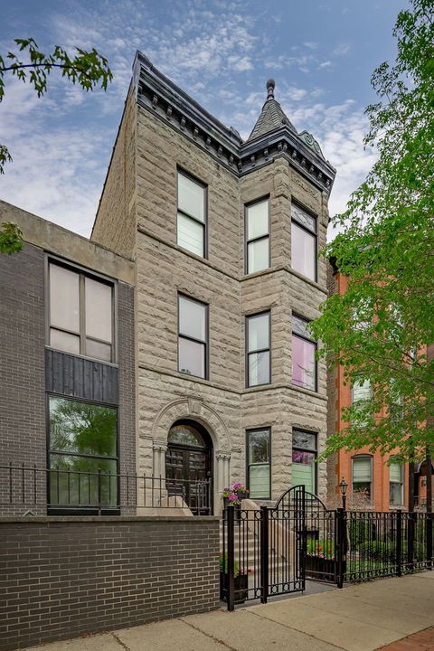 2046 N Mohawk Street Chicago IL 60614