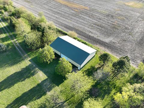 Tiny photo for 990 E 2800 North Road, Clifton, IL 60927 (MLS # 12263268)