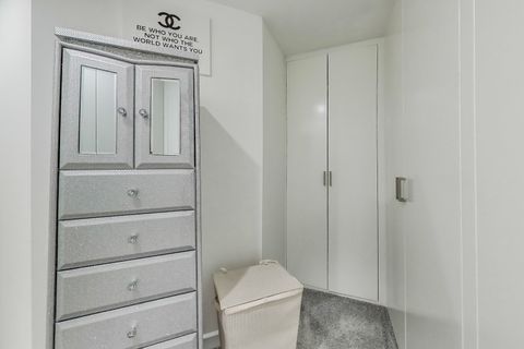 Tiny photo for 927 Garfield Avenue, Libertyville, IL 60048 (MLS # 12470137)