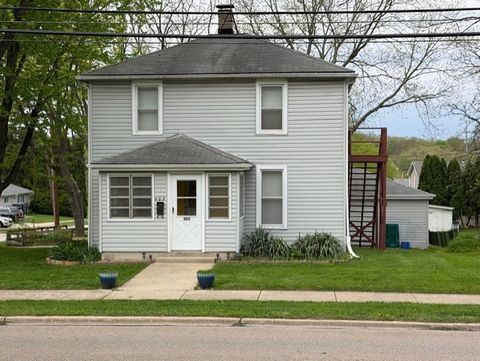 Photo of 803 N Washington Avenue, Batavia, IL 60510 (MLS # 12633598)