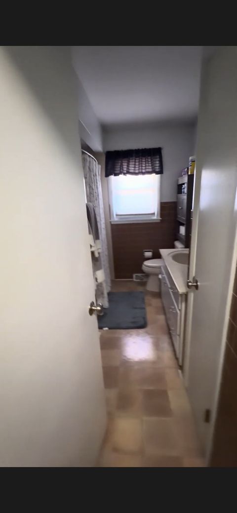 Tiny photo for 921 Northfield Drive, Aurora, IL 60505 (MLS # 12631028)